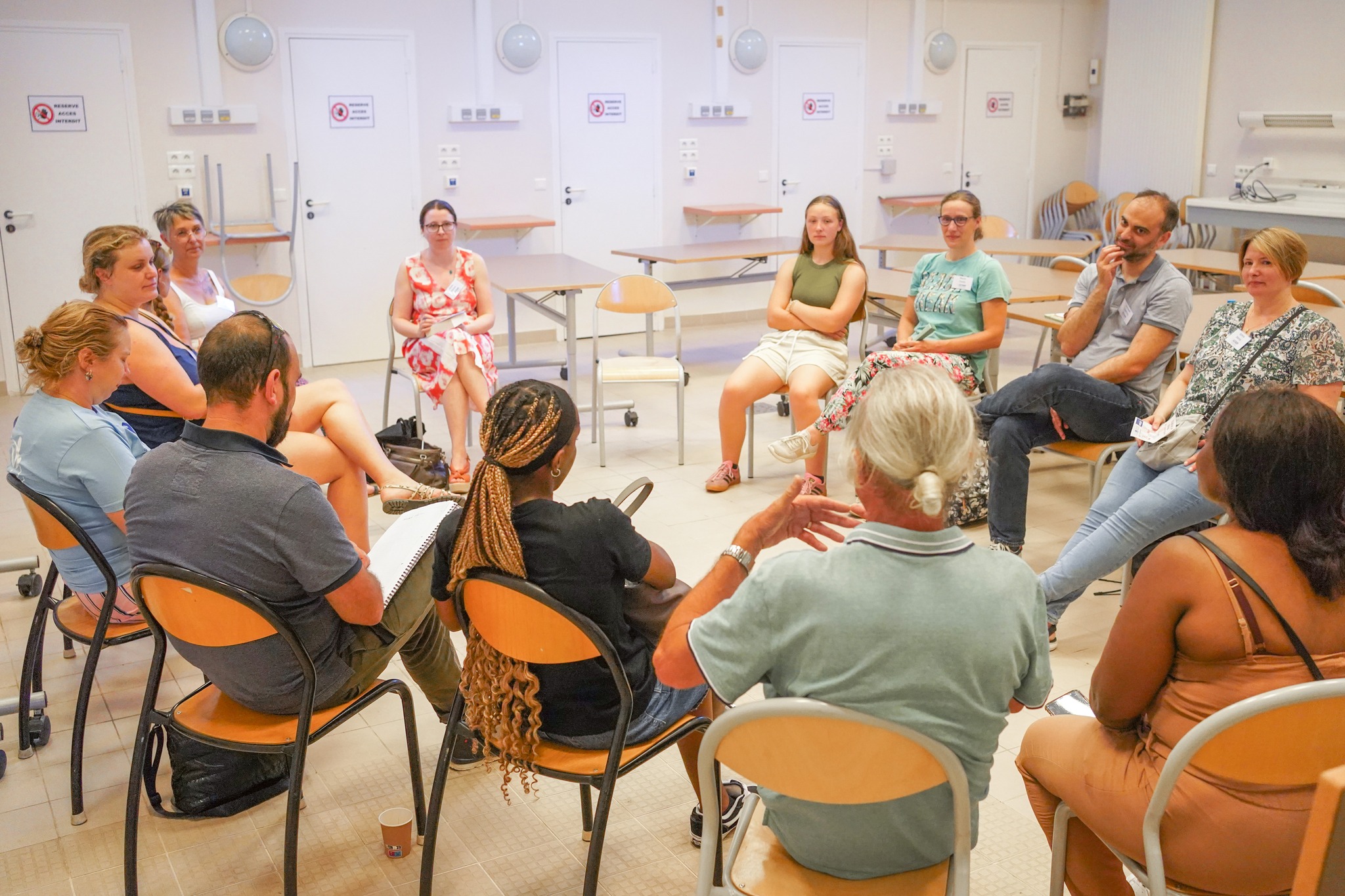 Groupe discussion au Week-end des familles 2025